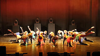 TVG Tanzshow Fotogalerie. TV Grundhof. Wahre Liebe. TVG Tanzshow Fotogalerie. TV Grundhof. Wahre Liebe.