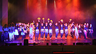 TVG Tanzshow Fotogalerie. TV Grundhof. Wahre Liebe. TVG Tanzshow Fotogalerie. TV Grundhof. Wahre Liebe.
