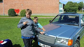 handeln, kaufen, feilschen Tag 6. TV Grundhof. Wahre Liebe. handeln, kaufen, feilschen Tag 6. TV Grundhof. Wahre Liebe.
