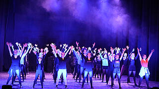 TVG Tanzshow Fotogalerie. TV Grundhof. Wahre Liebe. TVG Tanzshow Fotogalerie. TV Grundhof. Wahre Liebe.