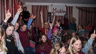 HUB-Lager Tag Eins. TV Grundhof. Wahre Liebe. HUB-Lager Tag Eins. TV Grundhof. Wahre Liebe.