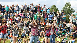 Sommerfest und Public-Viewing. TV Grundhof. Wahre Liebe.