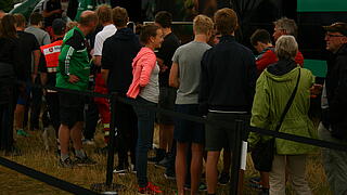 Weltmeisterlicher TVG: Gastgeber für den WM-Pokal. TV Grundhof. Wahre Liebe. Weltmeisterlicher TVG: Gastgeber für den WM-Pokal. TV Grundhof. Wahre Liebe.