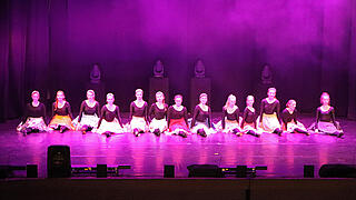 TVG Tanzshow Fotogalerie. TV Grundhof. Wahre Liebe. TVG Tanzshow Fotogalerie. TV Grundhof. Wahre Liebe.