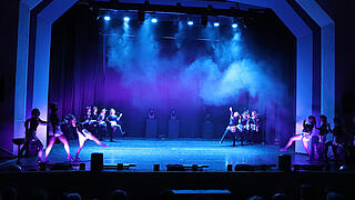 TVG Tanzshow Fotogalerie. TV Grundhof. Wahre Liebe. TVG Tanzshow Fotogalerie. TV Grundhof. Wahre Liebe.