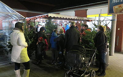 bei EDEKA Fußball