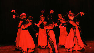 TVG Tanzshow One nation, one rythm. TV Grundhof. Wahre Liebe. TVG Tanzshow One nation, one rythm. TV Grundhof. Wahre Liebe.