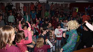 HUB-Lager Tag Eins. TV Grundhof. Wahre Liebe. HUB-Lager Tag Eins. TV Grundhof. Wahre Liebe.