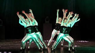 TVG Tanzshow Fotogalerie. TV Grundhof. Wahre Liebe. TVG Tanzshow Fotogalerie. TV Grundhof. Wahre Liebe.