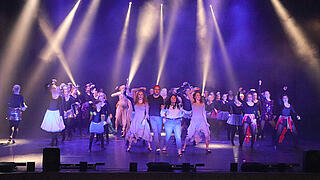 TVG Tanzshow Fotogalerie. TV Grundhof. Wahre Liebe. TVG Tanzshow Fotogalerie. TV Grundhof. Wahre Liebe.