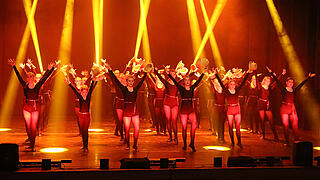 TVG Tanzshow Fotogalerie. TV Grundhof. Wahre Liebe. TVG Tanzshow Fotogalerie. TV Grundhof. Wahre Liebe.