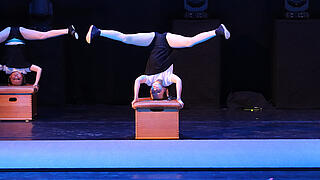 TVG Tanzshow Fotogalerie. TV Grundhof. Wahre Liebe. TVG Tanzshow Fotogalerie. TV Grundhof. Wahre Liebe.